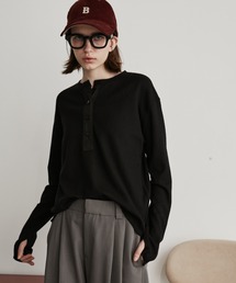 Auntie Rosa Holiday（アンティローザホリデー）の「サムホールサーマルヘンリープルオーバー（Tシャツ/カットソー・レディース）」