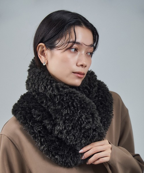 HELEN MOORE（ヘレンムーア）】ラウンドアシンメトリースカーフ