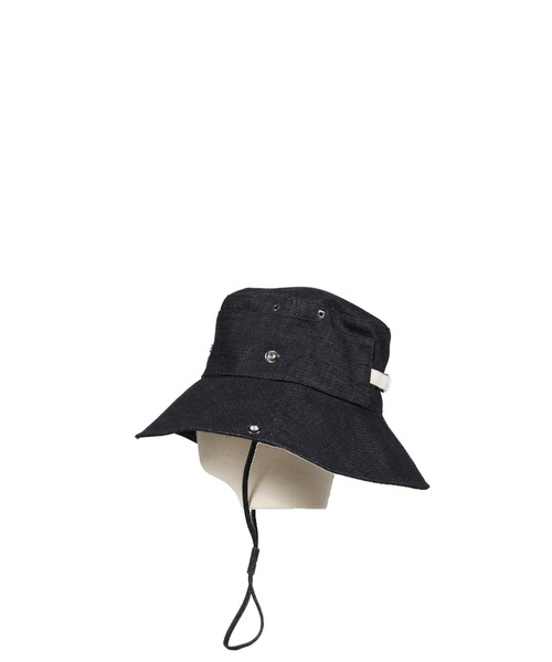 JACQUEMUS(ジャックムス)の「LE BOB DE-NIMES(ハット・メンズ・ネイビー・60/58)」の2枚目の写真