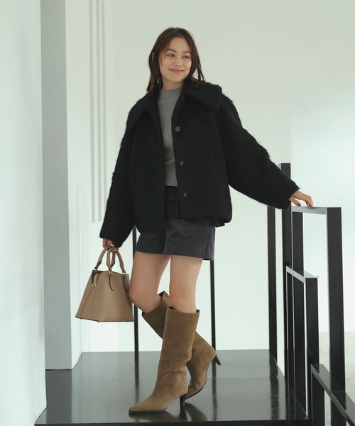 VIS（ビス）の「【アウター総選挙1位】ビッグカラーモモンガシャギーショートコート（ブルゾン・レディース・オフホワイト/グレー/ブラック・M/S）」の10枚目の写真