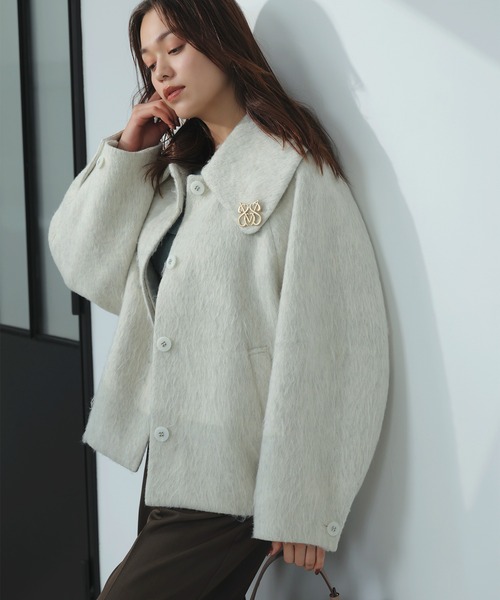 VIS（ビス）の「【アウター総選挙1位】ビッグカラーモモンガシャギーショートコート（ブルゾン・レディース・オフホワイト/グレー/ブラック・M/S）」の14枚目の写真