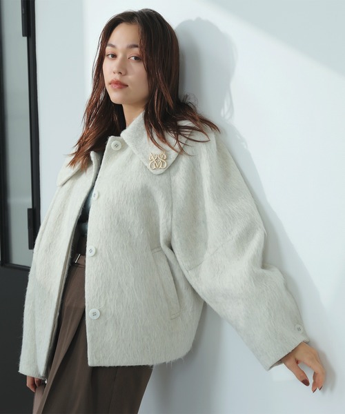 VIS（ビス）の「【アウター総選挙1位】ビッグカラーモモンガシャギーショートコート（ブルゾン・レディース・オフホワイト/グレー/ブラック・M/S）」の15枚目の写真