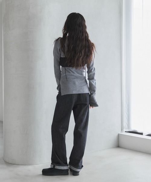 feepur（フェピュール）の「シャーリングブラトップビスチェ（その他トップス・レディース・ブラック/ベージュ・MEDIUM）」の5枚目の写真