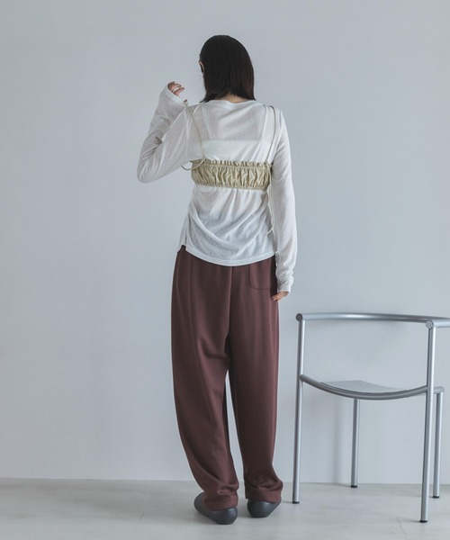 feepur（フェピュール）の「シャーリングブラトップビスチェ（その他トップス・レディース・ブラック/ベージュ・MEDIUM）」の15枚目の写真