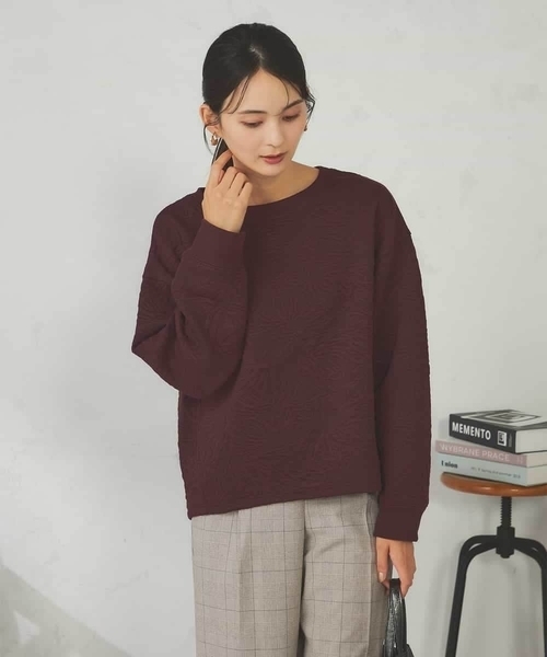 a.v.v(アーヴェヴェ)の「フクレジャガードクロップドトップス(Tシャツ/カットソー・レディース・アイボリー/ボルドー・40/38)」の5枚目の写真