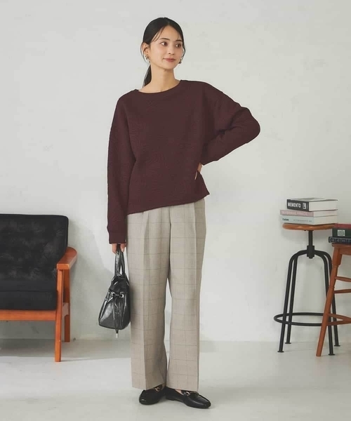 a.v.v(アーヴェヴェ)の「フクレジャガードクロップドトップス(Tシャツ/カットソー・レディース・アイボリー/ボルドー・40/38)」の13枚目の写真