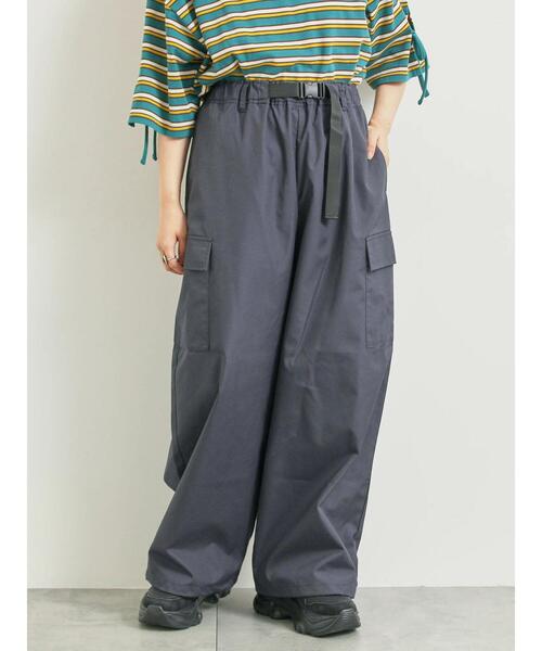 SM2(エスエムツー)の「ベルト付きカーゴパンツ(その他パンツ・レディース・チャコールグレー/カーキ/レッド・L/M)」の2枚目の写真