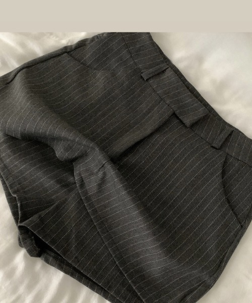 FREE STYLISTS（フリー スタイリスト）の「YUGA_YGMC　Striped shorts（その他パンツ・レディース・グレー/ブラック・M/S）」の8枚目の写真