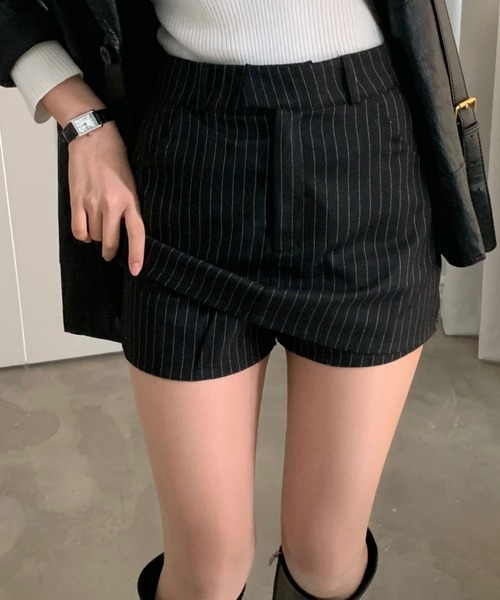 FREE STYLISTS（フリー スタイリスト）の「YUGA_YGMC　Striped shorts（その他パンツ・レディース・グレー/ブラック・M/S）」の3枚目の写真