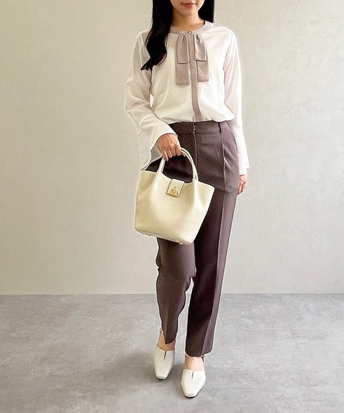 MISCH MASCH（ミッシュマッシュ）の「一部店舗限定 ボウタイブラウス（シャツ/ブラウス・レディース・ブラック×ホワイト/ホワイト/ネイビー・ﾌﾘ-）」の6枚目の写真