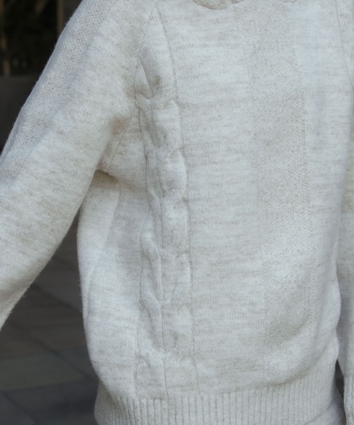 BILLABONG（ビラボン）の「BILLABONG レディース RAGLAN KNIT HOODIE セーター 【2025年秋冬モデル】 @autumn/ビラボンセットアップ対応フードボアプルオーバーニットパーカー・フーディー（ニット/セーター・レディース・アイボリー/スミクロ・MEDIUM/LARGE）」の14枚目の写真