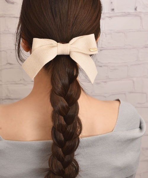 TONE SELECT GOODS(トーンセレクトグッズ)の「【float】ニット リボン ヘアゴム(ヘアゴム・レディース・アイボリー/ブラウン/チャコール・FREE)」の5枚目の写真