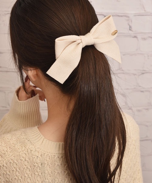 TONE SELECT GOODS(トーンセレクトグッズ)の「【float】ニット リボン ヘアゴム(ヘアゴム・レディース・アイボリー/ブラウン/チャコール・FREE)」の8枚目の写真