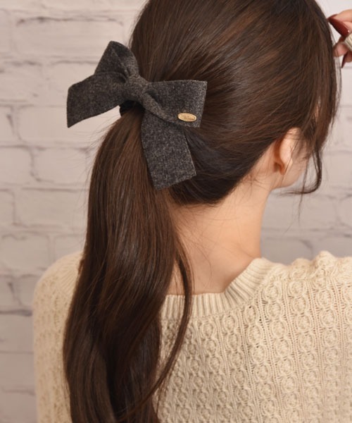 TONE SELECT GOODS(トーンセレクトグッズ)の「【float】ニット リボン ヘアゴム(ヘアゴム・レディース・アイボリー/ブラウン/チャコール・FREE)」の11枚目の写真