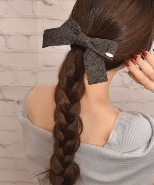 TONE SELECT GOODS(トーンセレクトグッズ)の「【float】ニット リボン ヘアゴム(ヘアゴム・レディース・アイボリー/ブラウン/チャコール・FREE)」の14枚目の写真