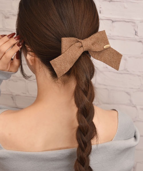 TONE SELECT GOODS(トーンセレクトグッズ)の「【float】ニット リボン ヘアゴム(ヘアゴム・レディース・アイボリー/ブラウン/チャコール・FREE)」の17枚目の写真