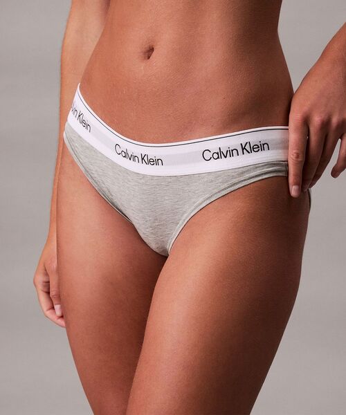 Calvin Klein(カルバン・クライン)の「Icon Cotton Modal ビキニショーツ(ショーツ・レディース・ピンク/ダークブルー/ピンク系その他/ブルー系その他/グレー・XS/S/M/L)」の2枚目の写真