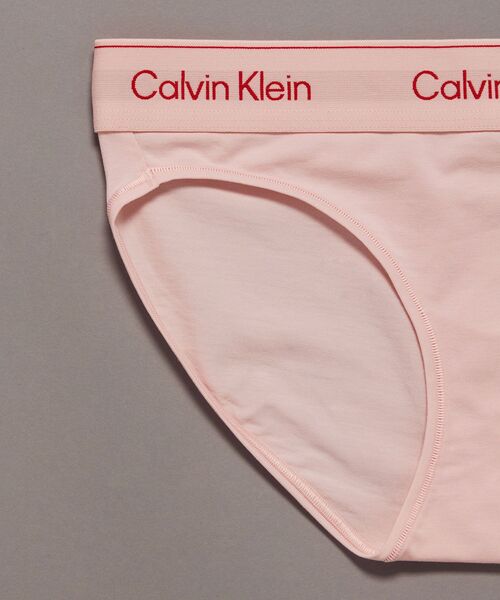 Calvin Klein(カルバン・クライン)の「Icon Cotton Modal ビキニショーツ(ショーツ・レディース・ピンク/ダークブルー/ピンク系その他/ブルー系その他/グレー・XS/S/M/L)」の18枚目の写真
