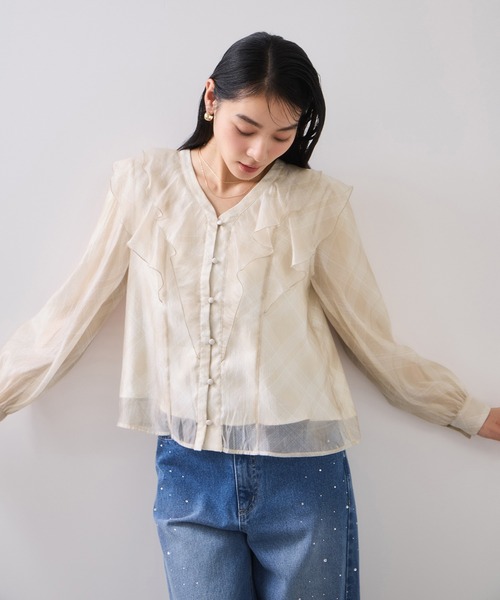 VIS(ビス)の「フロントフリルシアーチェックブラウス/イージーケア(シャツ/ブラウス・レディース・ブラック系その他/ベージュ系その他・FREE)」の6枚目の写真