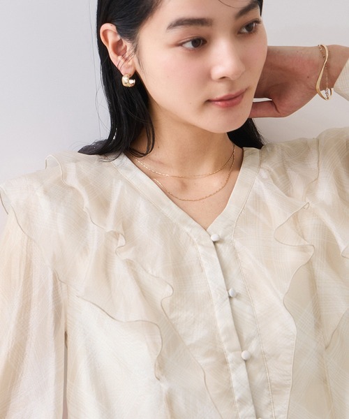 VIS(ビス)の「フロントフリルシアーチェックブラウス/イージーケア(シャツ/ブラウス・レディース・ブラック系その他/ベージュ系その他・FREE)」の7枚目の写真