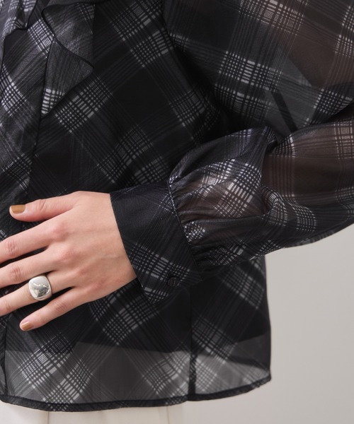 VIS(ビス)の「フロントフリルシアーチェックブラウス/イージーケア(シャツ/ブラウス・レディース・ブラック系その他/ベージュ系その他・FREE)」の22枚目の写真