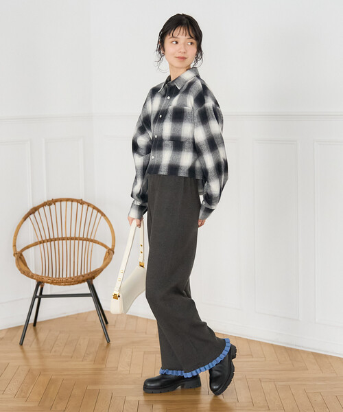 FREAK'S STORE(フリークスストア)の「配色 裾フリル ニット イージーパンツ/ニットパンツ(その他パンツ・レディース・ベージュ/チャコールグレー/ブルーグリーン/グレー・フリ-)」の14枚目の写真