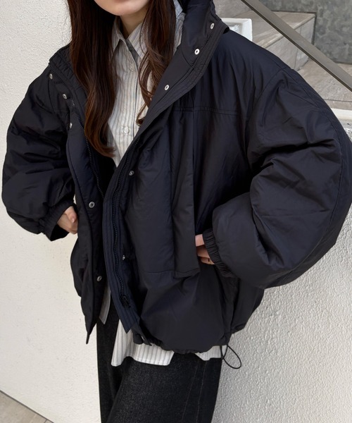 SOELA(ソエラ)の「中綿パフィブルゾン(ダウンジャケット/コート・レディース・アイボリー/ブラック・M)」の8枚目の写真