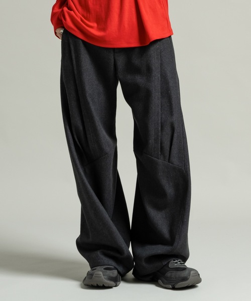 CASPER JOHN(キャスパージョン)の「Melton tuck pants/メルトンタックパンツ(その他パンツ・メンズ・ブラック/グレー/ブラウン・SMALL/X-SMALL/LARGE/MEDIUM)」の16枚目の写真