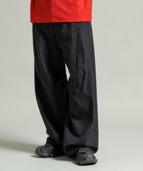 CASPER JOHN(キャスパージョン)の「Melton tuck pants/メルトンタックパンツ(その他パンツ・メンズ・ブラック/グレー/ブラウン・SMALL/X-SMALL/LARGE/MEDIUM)」の18枚目の写真