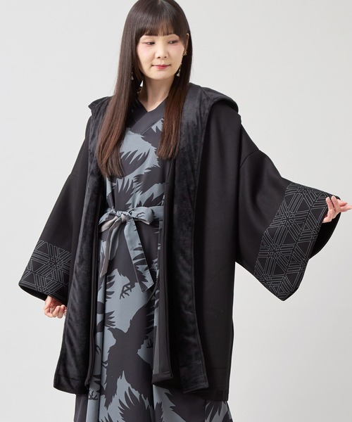 カヤ（カヤ）の「【カヤ】組子文様メンズニット羽織（カーディガン/ボレロ・メンズ・ブラウン/スミクロ/ネイビー・FREE）」の2枚目の写真