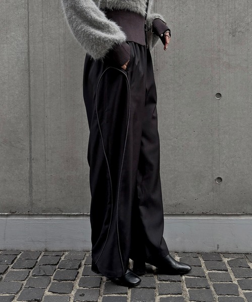 &g'aime（アンジェム）の「【&g'aime】カーブラインパンツ　Curve Line Pants（スラックス・レディース・ブラック/ブラウン・FREE）」の8枚目の写真