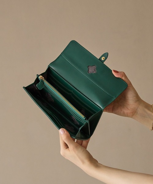 極美品 HASHIBAMI ハシバミ フラワーバックル ロングウォレット 長財布 HASHIBAMI】フラワーバックル ロングウォレット（財布）｜HASHIBAMI