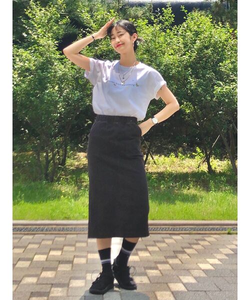 MUSINSA STANDARD WOMAN（ムシンサスタンダードウーマン）の「レディースハイウエストスリットロングスカート[ブラック]（スカート・レディース・その他・SMALL/MEDIUM/LARGE/X-SMALL）」の17枚目の写真