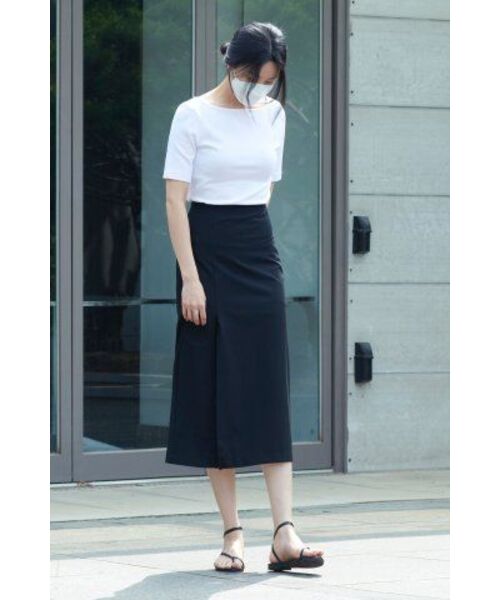 MUSINSA STANDARD WOMAN（ムシンサスタンダードウーマン）の「レディースハイウエストスリットロングスカート[ブラック]（スカート・レディース・その他・SMALL/MEDIUM/LARGE/X-SMALL）」の18枚目の写真