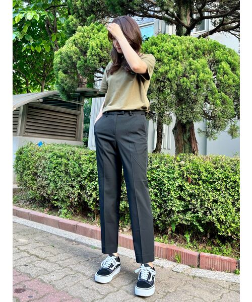 MUSINSA STANDARD WOMAN（ムシンサスタンダードウーマン）の「レディーススリムストレート隠しバンディングスラックス[ブラック]（スラックス・レディース・その他・30/31/24/25/26/27/28/29/34/32）」の10枚目の写真