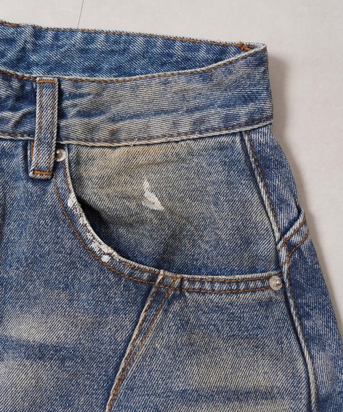 1111clothing(ワンフォークロージング)の「ダメージペイント バレルレッグジーンズ / Damage Paint Barrel Leg Jeans(デニムパンツ・メンズ・ブルー・S/M/L/XL)」の18枚目の写真