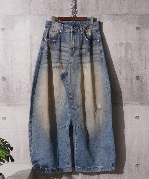 1111clothing(ワンフォークロージング)の「ダメージペイント バレルレッグジーンズ / Damage Paint Barrel Leg Jeans(デニムパンツ・メンズ・ブルー・S/M/L/XL)」の3枚目の写真