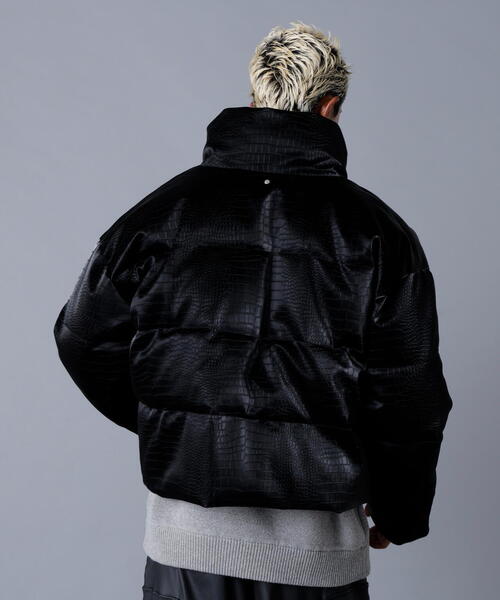 DANKE SCHON（ダンケシェーン）の「DankeSchon/ダンケシェーン/PU SHORT BLOUSON CROCODILE（ブルゾン・レディース・ブラック・L/M/S）」の3枚目の写真