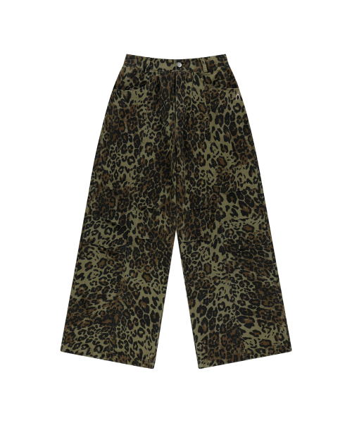 AAKAM（アーカム）の「Knee Pin-tuck Leopard Cotton Pants (Khaki)（その他パンツ・レディース・その他・1/2）」の2枚目の写真