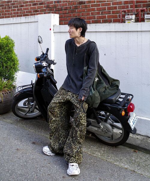 AAKAM（アーカム）の「Knee Pin-tuck Leopard Cotton Pants (Khaki)（その他パンツ・レディース・その他・1/2）」の13枚目の写真
