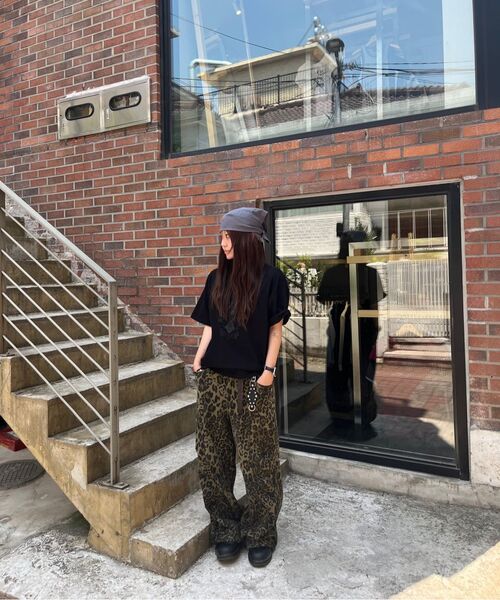 AAKAM（アーカム）の「Knee Pin-tuck Leopard Cotton Pants (Khaki)（その他パンツ・レディース・その他・1/2）」の14枚目の写真