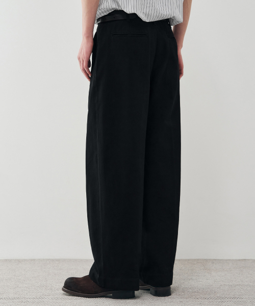 DRAW FIT（ドローフィット）の「アークセミバルーンチノパンツ[BLACK]（その他パンツ・メンズ・その他・MEDIUM/LARGE/X-LARGE）」の2枚目の写真