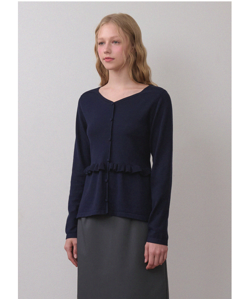 MICANE(ミケーネ)の「ブリンバックストラップニット(ニット/セーター・レディース・ネイビー/クリーム・X-LARGE/SMALL/MEDIUM/LARGE)」の8枚目の写真