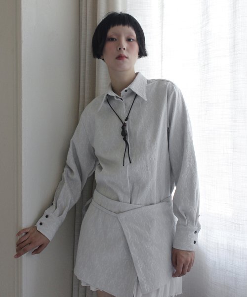 RUBATI(ルバティ)の「ジャカードシャツハーフエプロン_ライトグレー(シャツ/ブラウス・レディース・その他・size2/size1)」の3枚目の写真