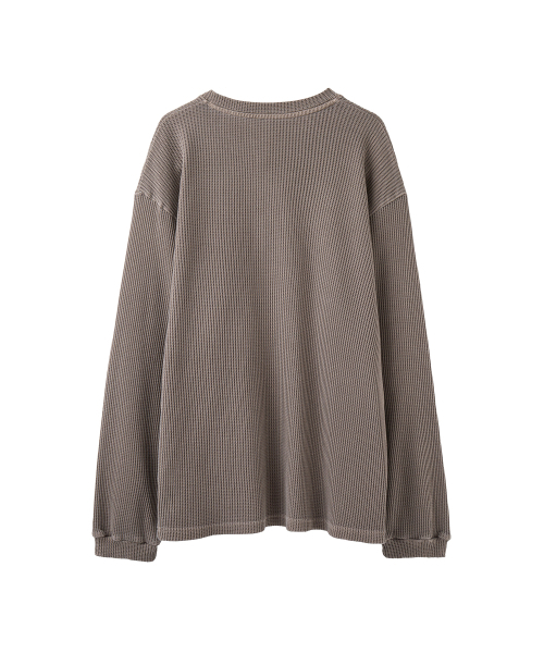 AREUBAN(アルバン)の「ヘンリーソフトワッフルロングスリーブ_ブリーチベージュ(Tシャツ/カットソー・メンズ・サンドベージュ・1/2/3)」の2枚目の写真
