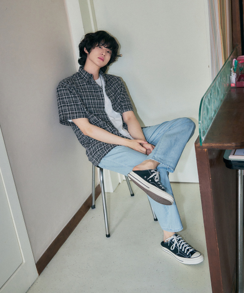OURDAYZ（アワーデイズ）の「クールリネンライクストレートデニム [ライトブルー]（デニムパンツ・レディース・その他・MEDIUM/LARGE/X-LARGE）」の2枚目の写真