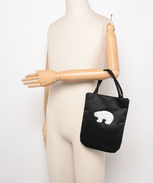 Demodee(デモデ)の「Demodee 25ABG02-S-POLAR BEAR(トートバッグ・レディース・ブラック・SMALL)」の7枚目の写真