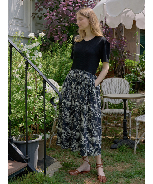 AVANT-G(アバン)の「Leaf Pattern Daily Shirring Dress - BLACK(ワンピース・レディース・その他・FREE)」の5枚目の写真