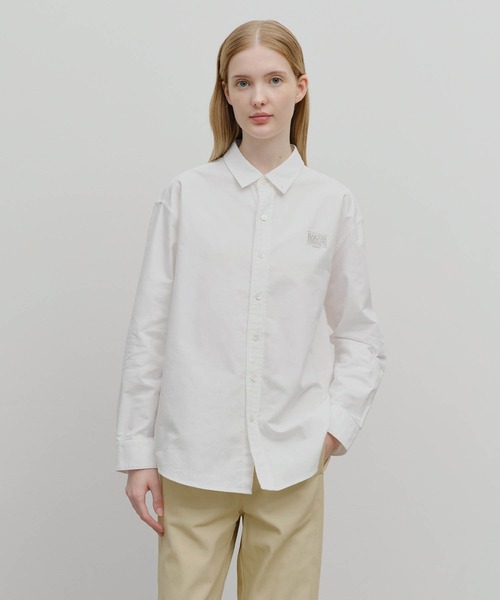 MARITHE + FRANCOIS GIRBAUD(マリテフランソワジルボー)の「OVERSIZED OXFORD SHIRT(シャツ/ブラウス・レディース・White/スカイブルー・X-LARGE/LARGE/MEDIUM/SMALL)」の1枚目の写真