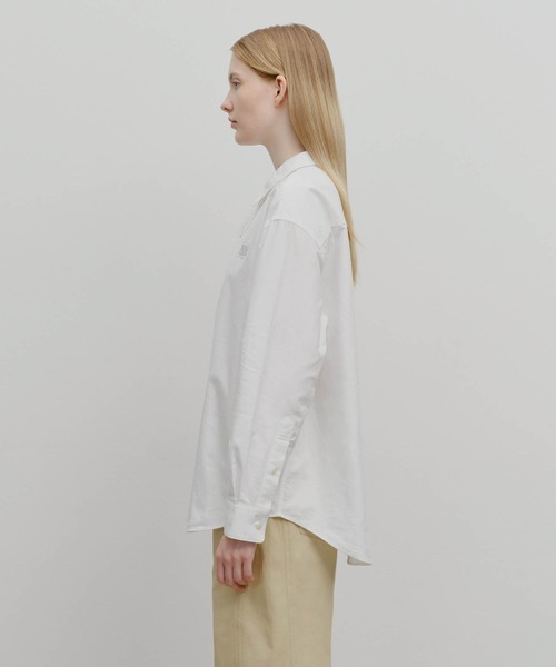 MARITHE + FRANCOIS GIRBAUD(マリテフランソワジルボー)の「OVERSIZED OXFORD SHIRT(シャツ/ブラウス・レディース・White/スカイブルー・X-LARGE/LARGE/MEDIUM/SMALL)」の12枚目の写真